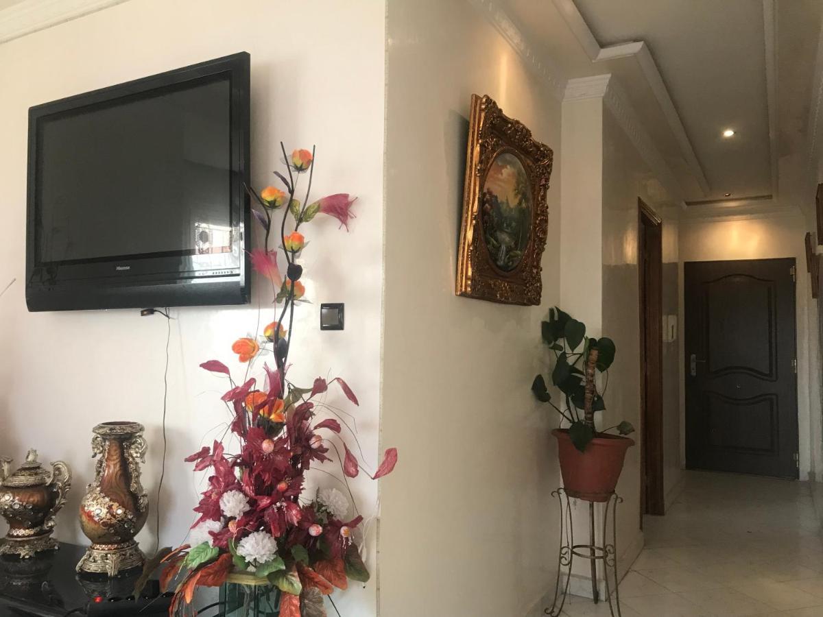 Appartement Familal A Trois Chambres En Face Marjane & Hotel Ahlen Танжер Екстер'єр фото