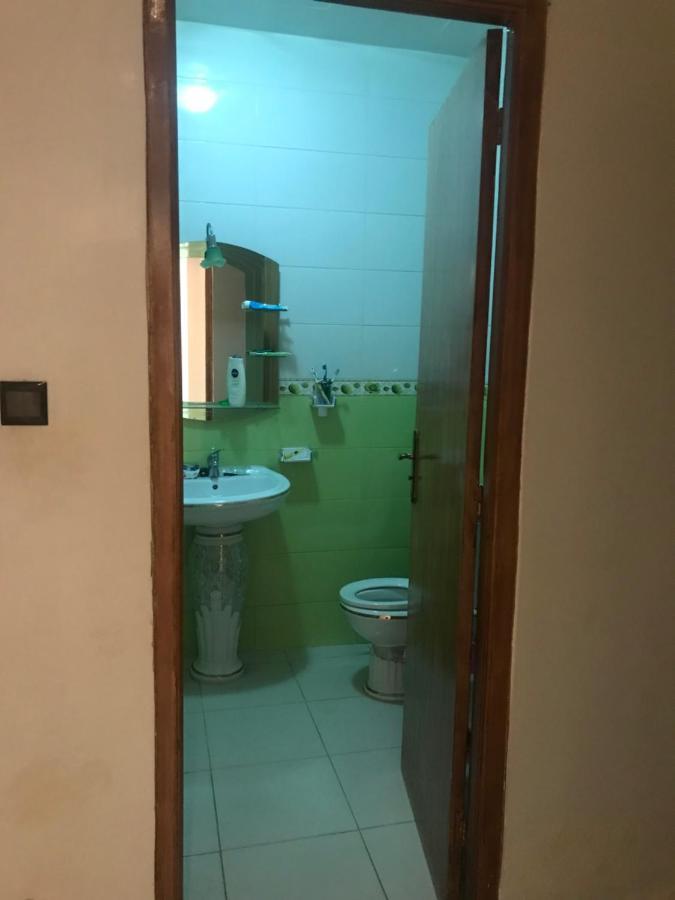 Appartement Familal A Trois Chambres En Face Marjane & Hotel Ahlen Танжер Екстер'єр фото